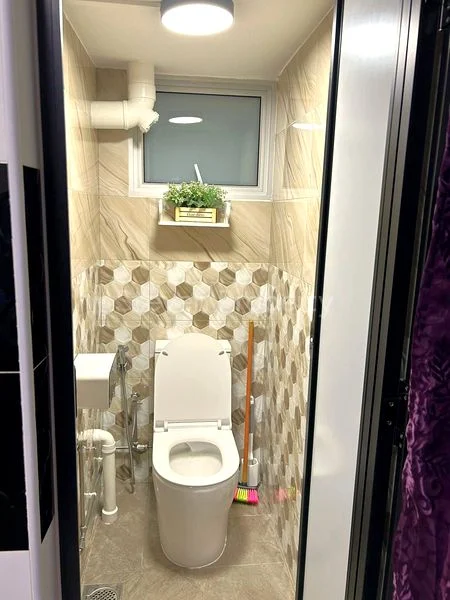 Common Room (HDB) for Rent in  220 Lorong 8 Toa Payoh - Image 5