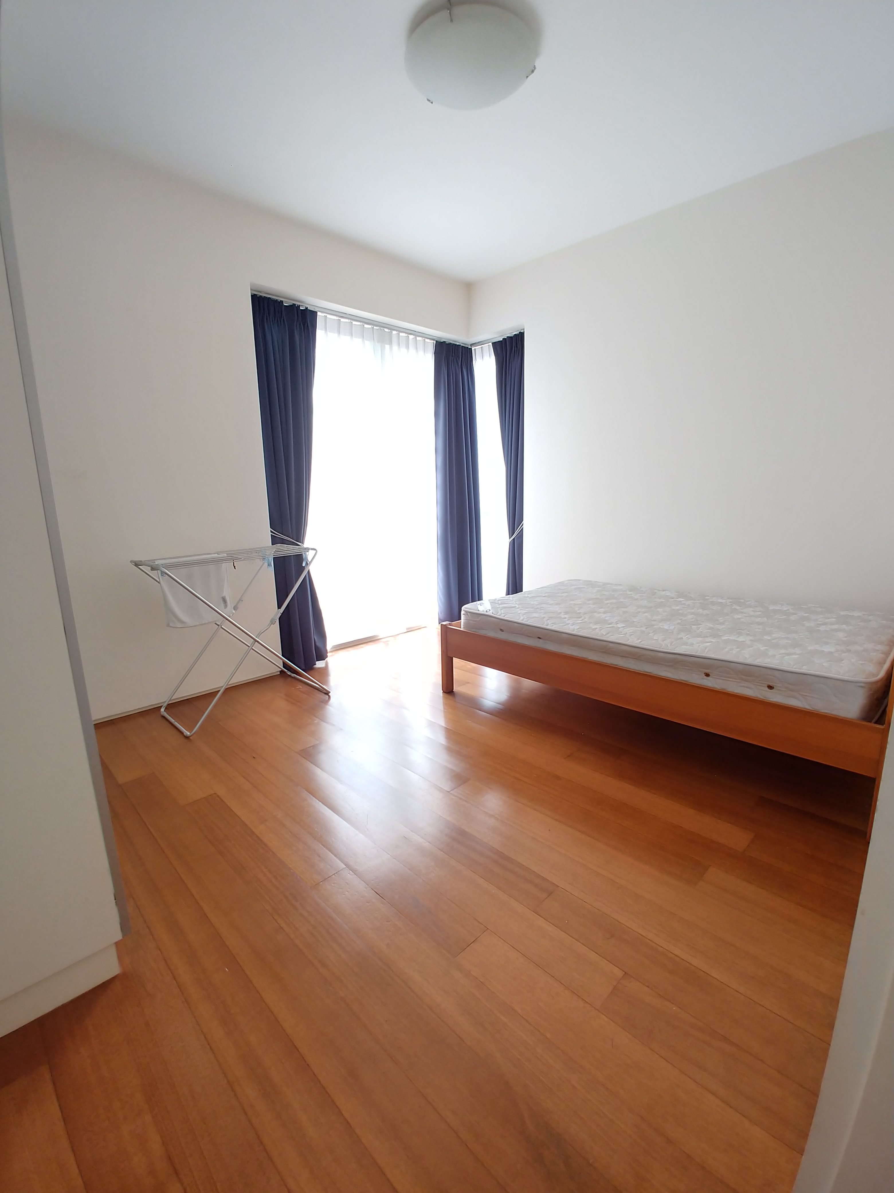 Studio 3 2 bedroom for Rent - Image 4